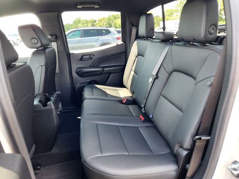 Used 2026 Chevrolet Colorado Trail Boss AWD/4WD image 11