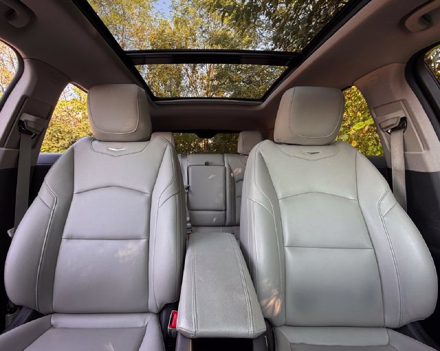 Used 2020 Cadillac XT4 Luxury FWD image 31