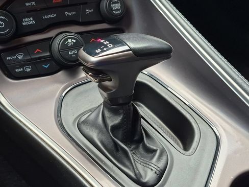Used 2022 Dodge Challenger R/T Scat Pack RWD image 15