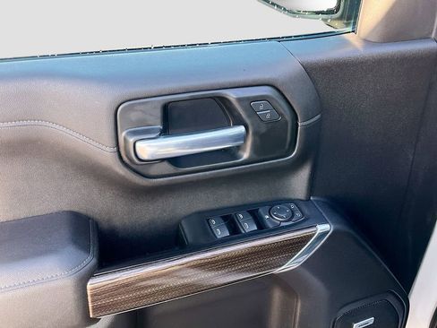 Used 2020 Chevrolet Silverado 1500 RST w/ All-Star Edition image 17