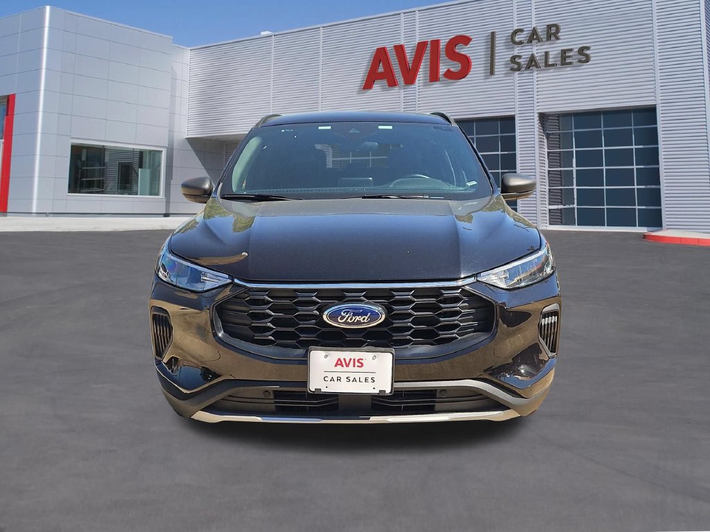 Used 2025 Ford Escape ST-Line FWD image 2