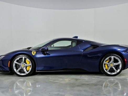 Used 2023 Ferrari SF90 Stradale image 8