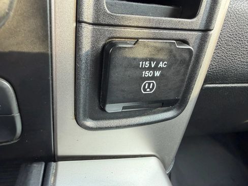Used 2016 RAM 1500 Big Horn AWD/4WD image 47