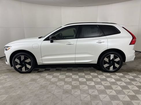 New 2025 Volvo XC60 T8 Plus w/ Protection Package AWD/4WD image 5