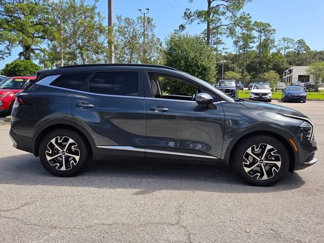 Used 2025 Kia Sportage EX w/ Premium Package FWD image 8