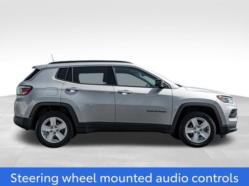Used 2022 Jeep Compass Latitude w/ Convenience Group AWD/4WD image 8