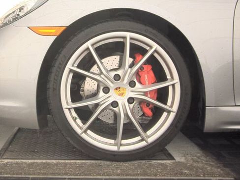 Used 2017 Porsche 718 Boxster S image 14