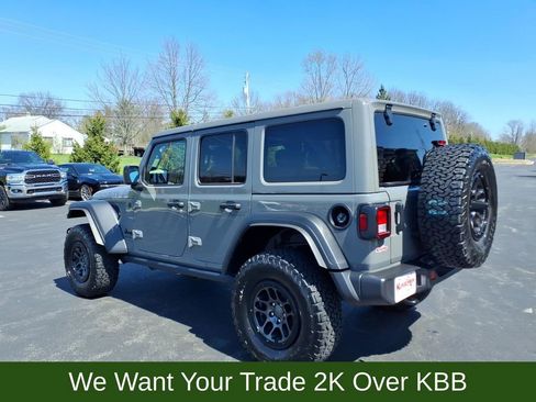 Used 2023 Jeep Wrangler Unlimited Sport AWD/4WD image 3