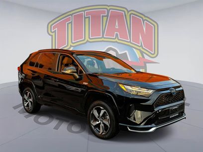 Used 2024 Toyota RAV4 SE w/ Weather & Moonroof Package