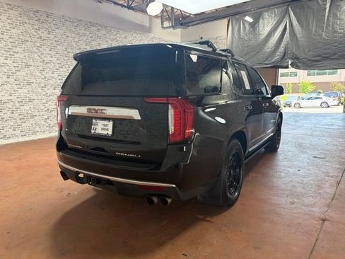 Used 2021 GMC Yukon Denali w/ Denali Ultimate Package AWD/4WD image 7
