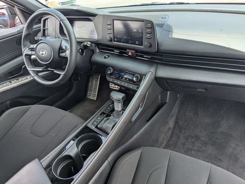Used 2026 Hyundai Elantra SEL Sport Premium FWD image 33