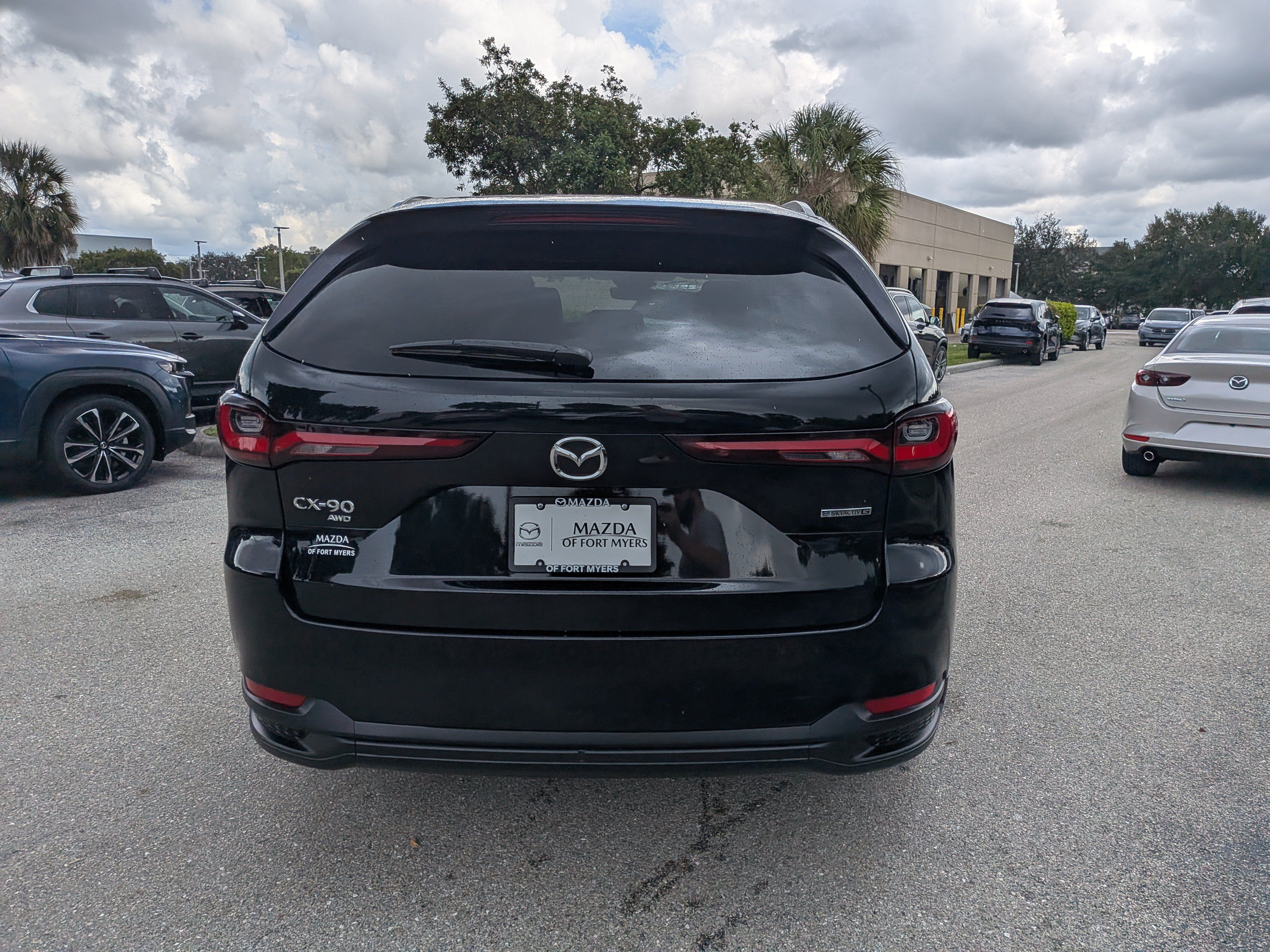 Certified 2025 MAZDA CX-90 3.3 Turbo w/ Preferred Package AWD/4WD image 5