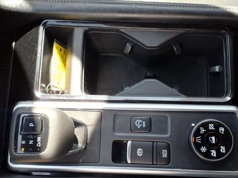 Used 2022 Nissan Pathfinder SL w/ SL Premium Package AWD/4WD image 26