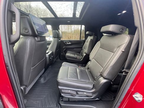 Used 2021 Chevrolet Suburban Z71 w/ Rear Media and Nav Package image 21