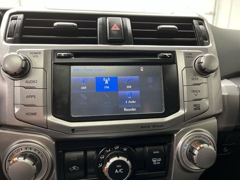 Used 2019 Toyota 4Runner SR5 Premium AWD/4WD image 19