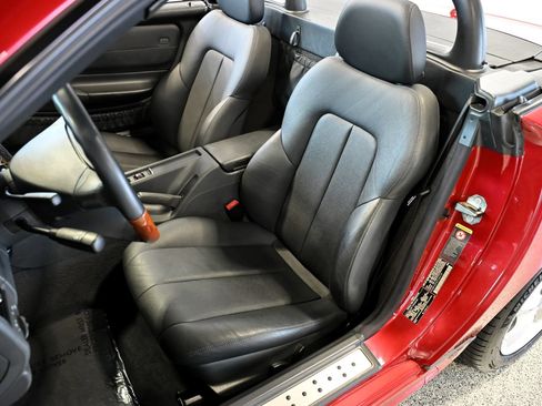 Used 2002 Mercedes-Benz SLK 320 w/ K4 Opt Pkg image 27