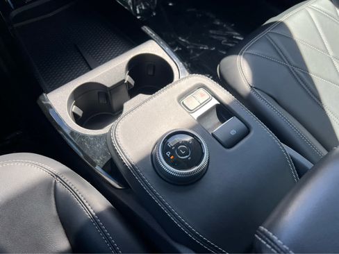 Used 2023 Ford Mustang Mach-E Select AWD/4WD image 37