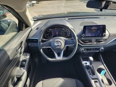 New 2026 Nissan Altima 2.5 SV AWD/4WD image 7