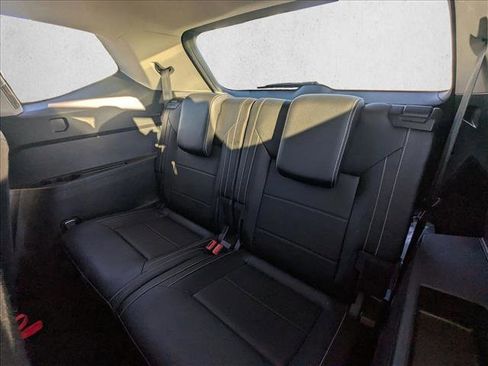 Used 2021 Volkswagen Atlas SE image 13