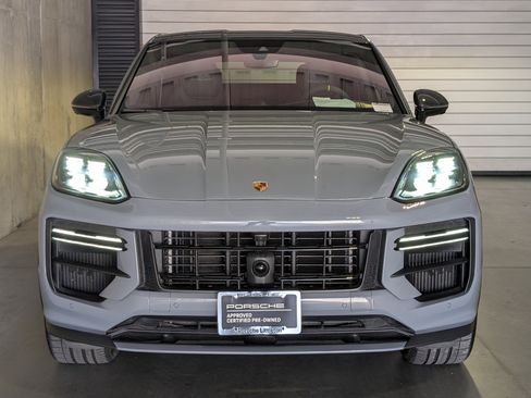 Certified 2025 Porsche Cayenne Turbo GT AWD/4WD image 12