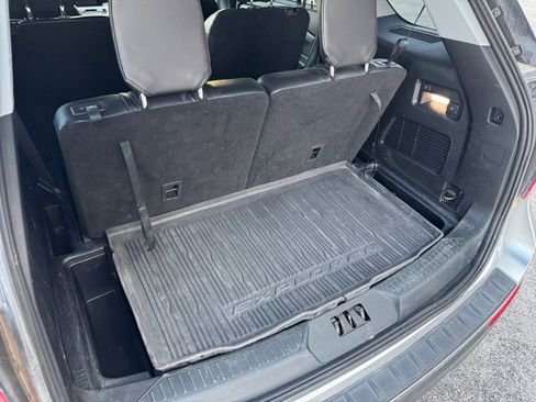 Certified 2021 Ford Explorer XLT w/ Equipment Group 202A image 17