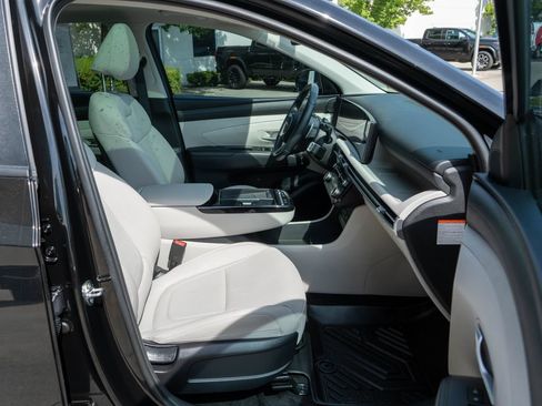 Used 2025 Hyundai Tucson SEL AWD/4WD image 10
