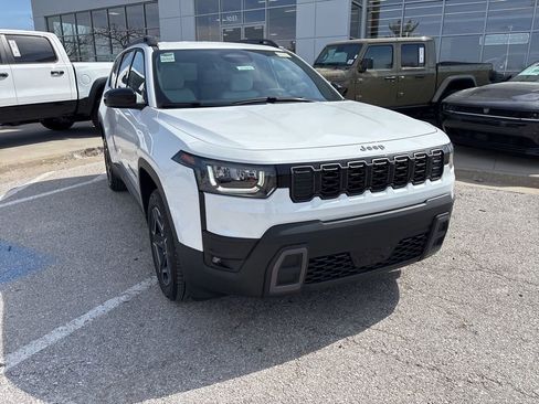 New 2026 Jeep Cherokee Laredo AWD/4WD image 8