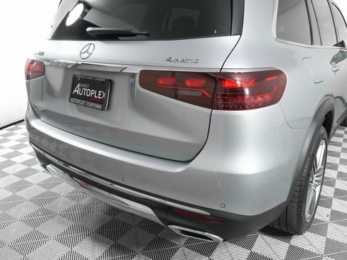 Used 2024 Mercedes-Benz GLS 450 4MATIC image 34
