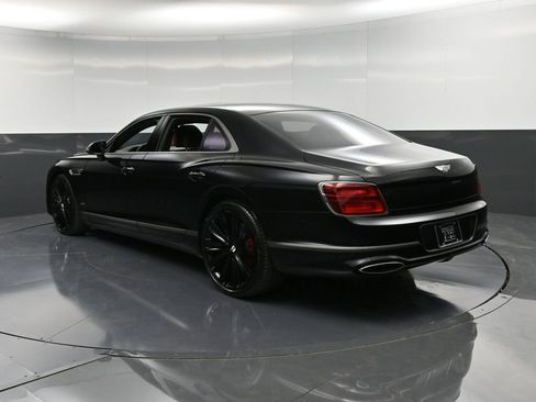 Certified 2024 Bentley Flying Spur W12 image 3