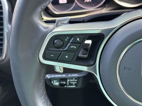Used 2020 Porsche Cayenne AWD/4WD image 23