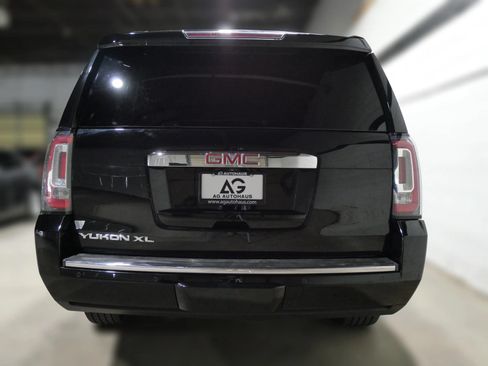 Used 2015 GMC Yukon XL Denali w/ Touring Package AWD/4WD image 5