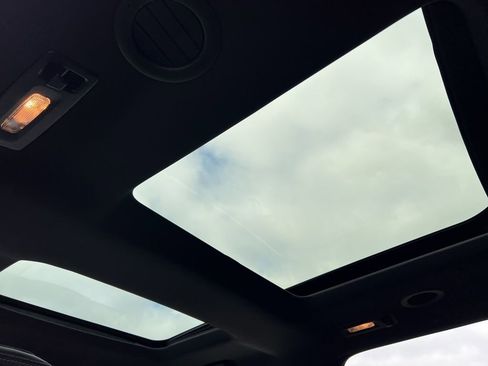 Certified 2017 Ford Explorer Limited w/ Equipment Group 301A image 31