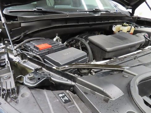 Used 2024 Chevrolet Suburban High Country image 28