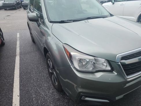 Used 2018 Subaru Forester 2.5i Premium AWD/4WD image 1