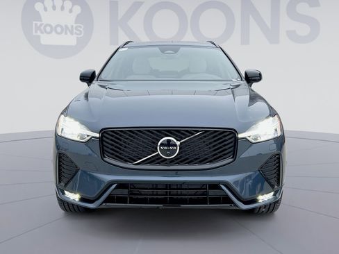 New 2026 Volvo XC60 B5 Plus w/ Protection Package Premier image 11