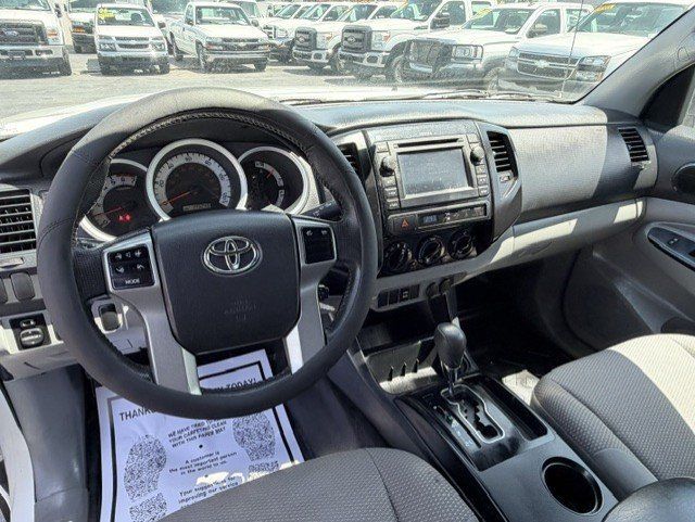 Used 2013 Toyota Tacoma PreRunner w/ Convenience Pkg RWD image 13