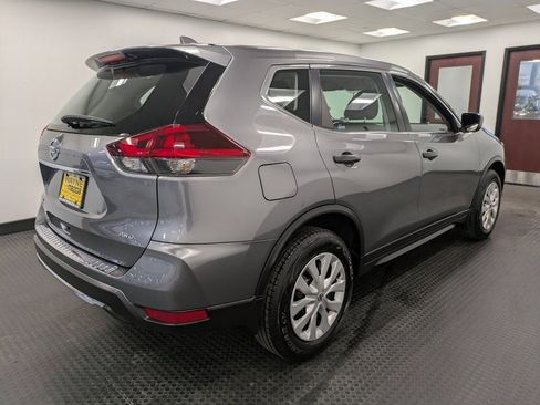 Used 2019 Nissan Rogue S image 4