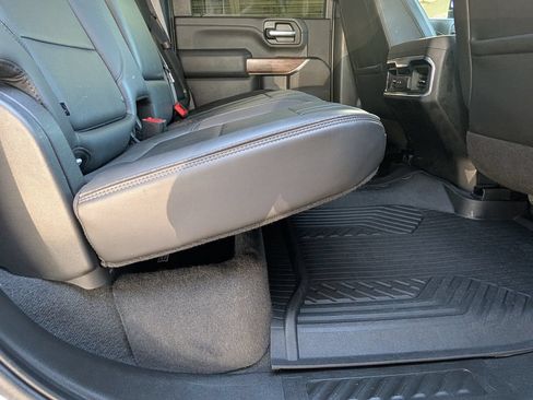 Used 2022 Chevrolet Silverado 2500 High Country w/ Technology Package AWD/4WD image 26