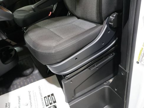 Used 2025 RAM ProMaster 2500 w/ U-Haul Equipment Group FWD image 10