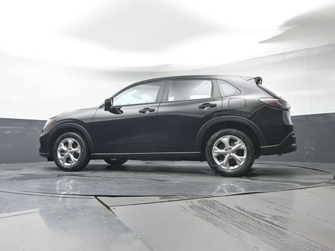 Certified 2024 Honda HR-V LX image 28