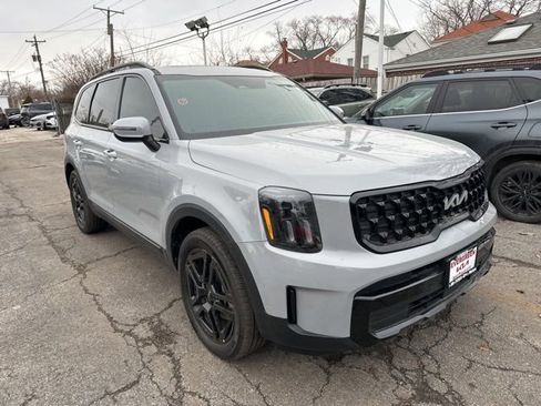 Used 2024 Kia Telluride EX X-Line image 3