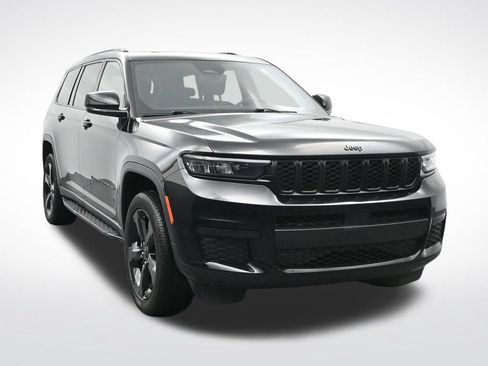 Used 2023 Jeep Grand Cherokee L Laredo AWD/4WD image 3