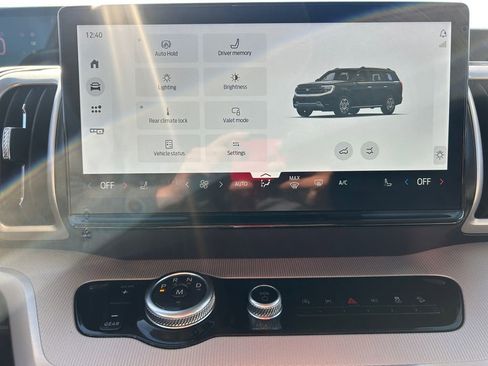 Used 2025 Ford Expedition Max Active image 24