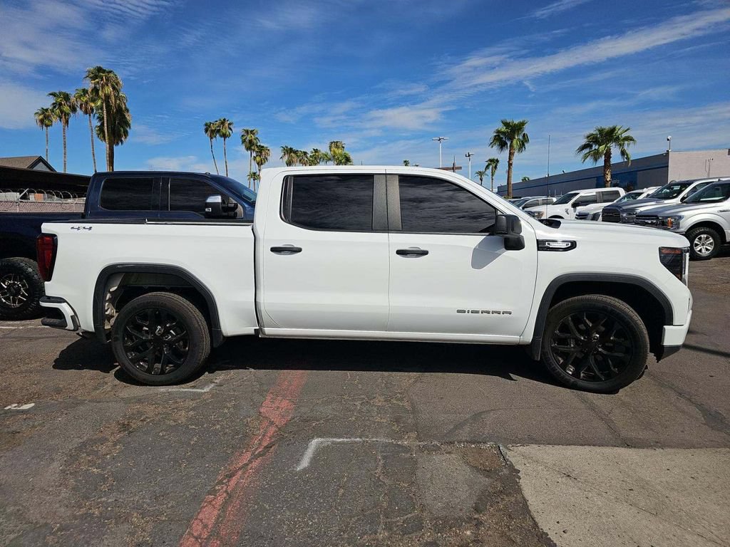 Used 2025 GMC Sierra 1500 Pro w/ Graphite Edition AWD/4WD image 2
