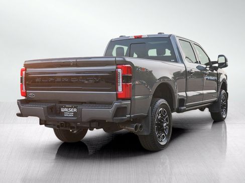 Used 2026 Ford F250 Platinum AWD/4WD image 5
