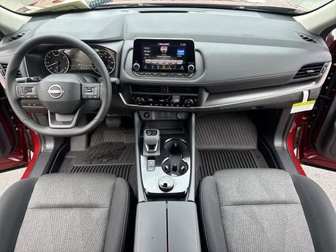 New 2026 Nissan Rogue SV w/ Cold Weather Package AWD/4WD image 9