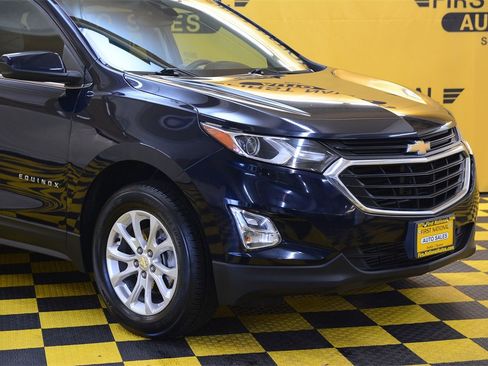 Used 2020 Chevrolet Equinox LT image 3