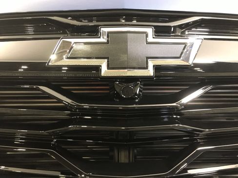 New 2026 Chevrolet Equinox RS image 3