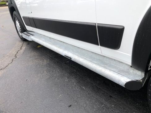 Used 2025 RAM ProMaster 2500 w/ U-Haul Equipment Group FWD image 13