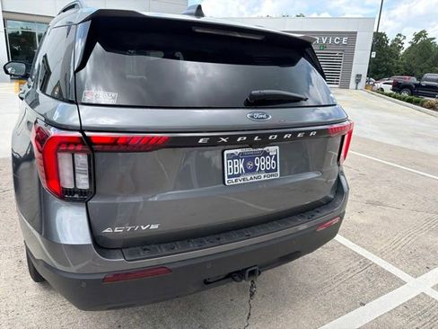 Used 2026 Ford Explorer Active RWD image 24
